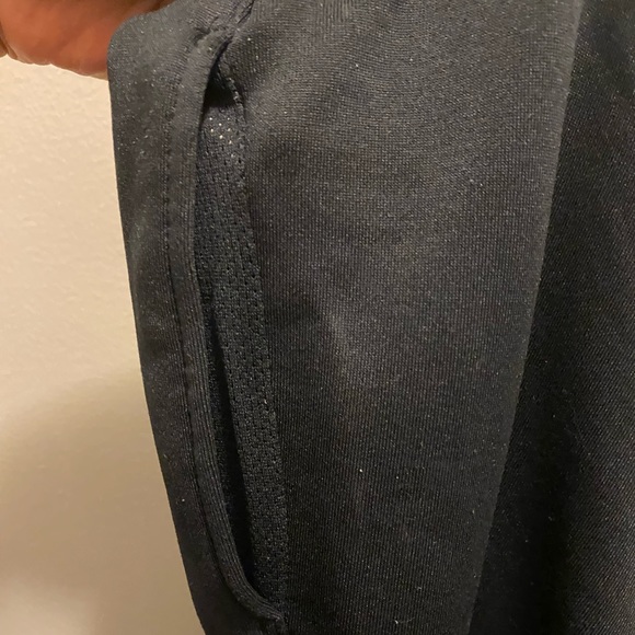 Under Armour - Picture 7 of 9